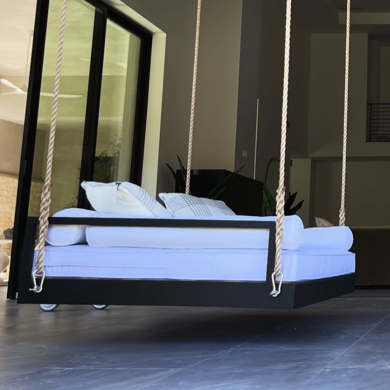 Solana Swing Bed