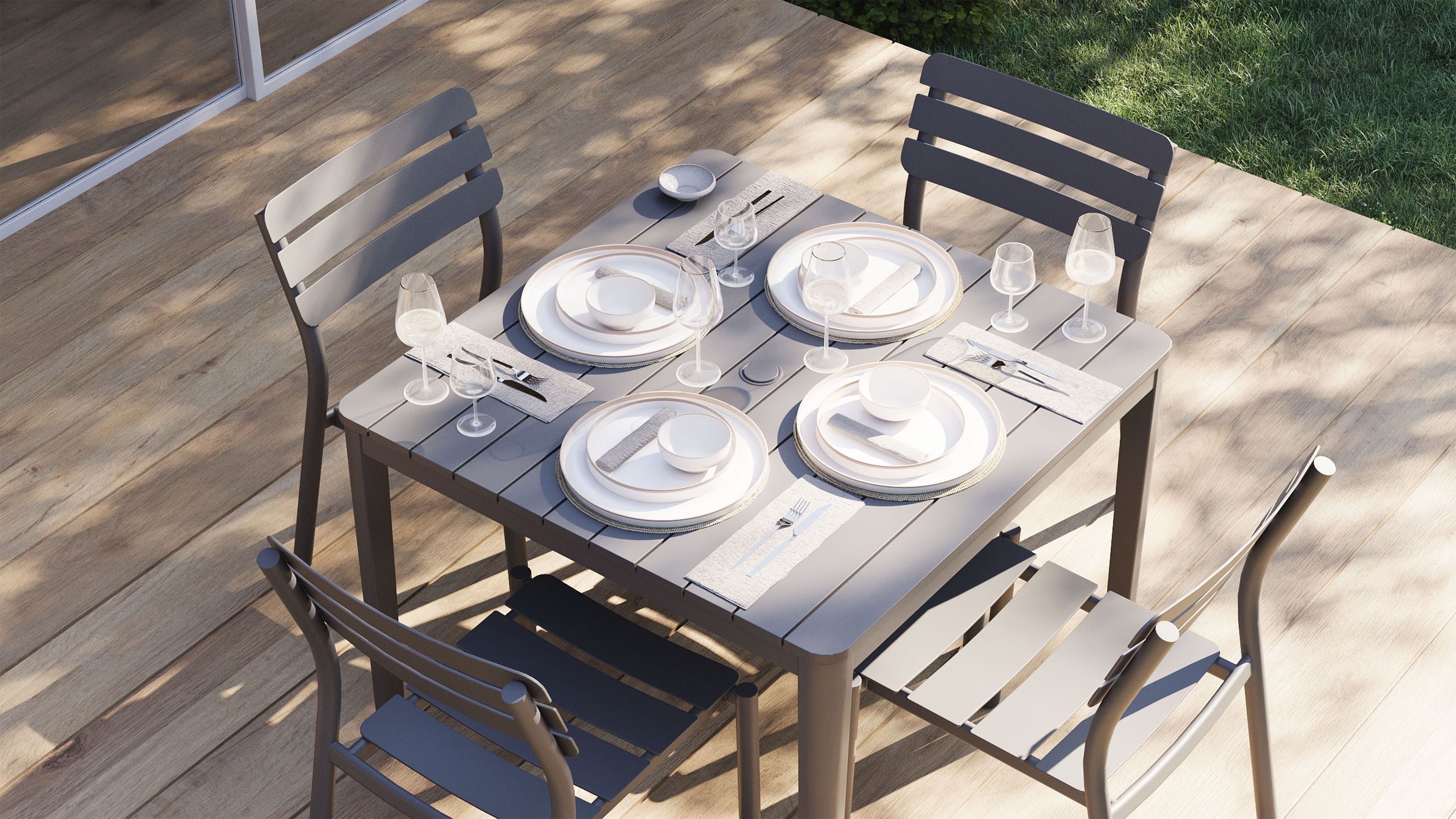 Aluminum Outdoor Square Dining Table + 4 595 Armless Chairs