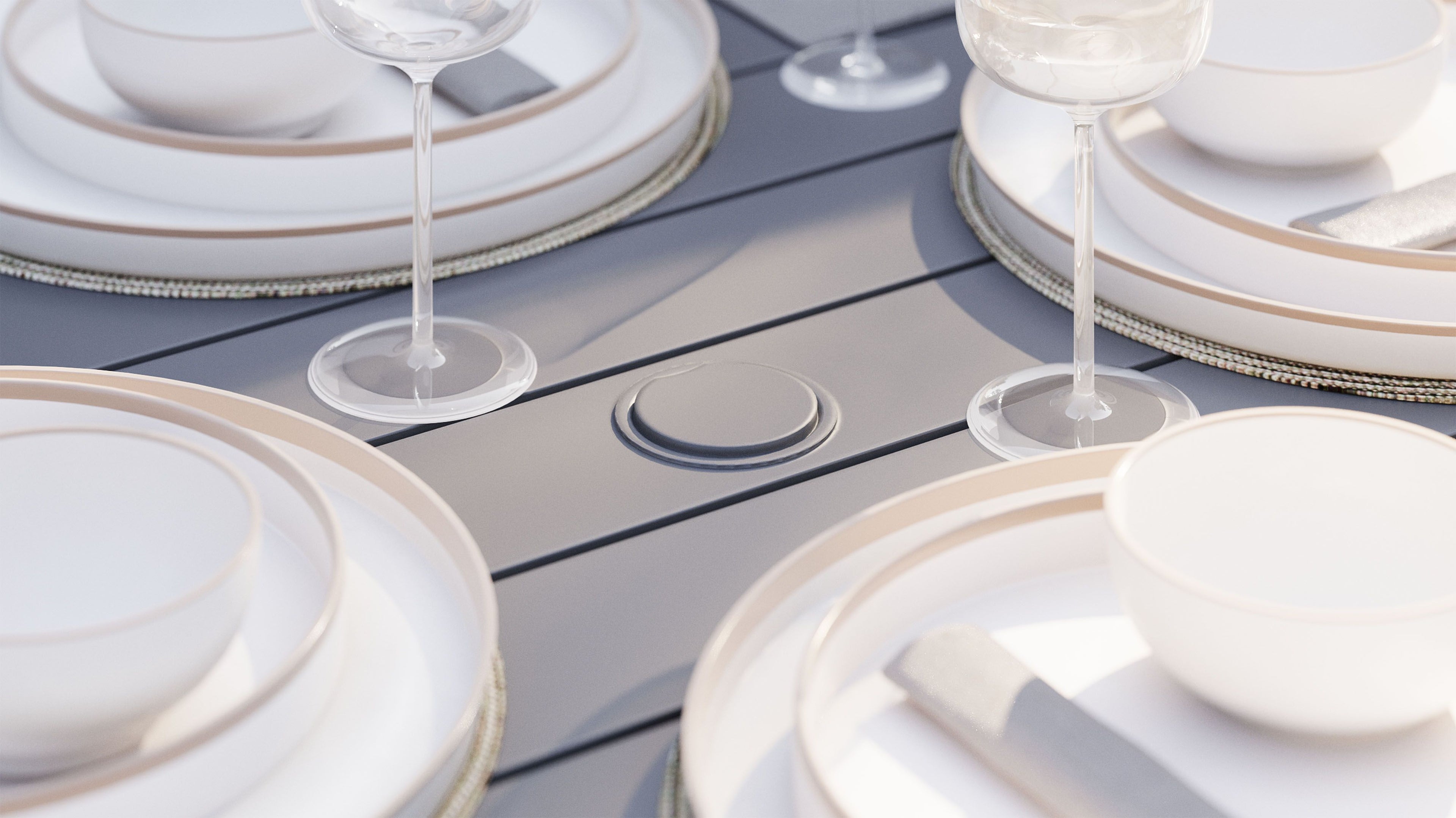 Aluminum Outdoor Square Dining Table + 4 595 Armless Chairs