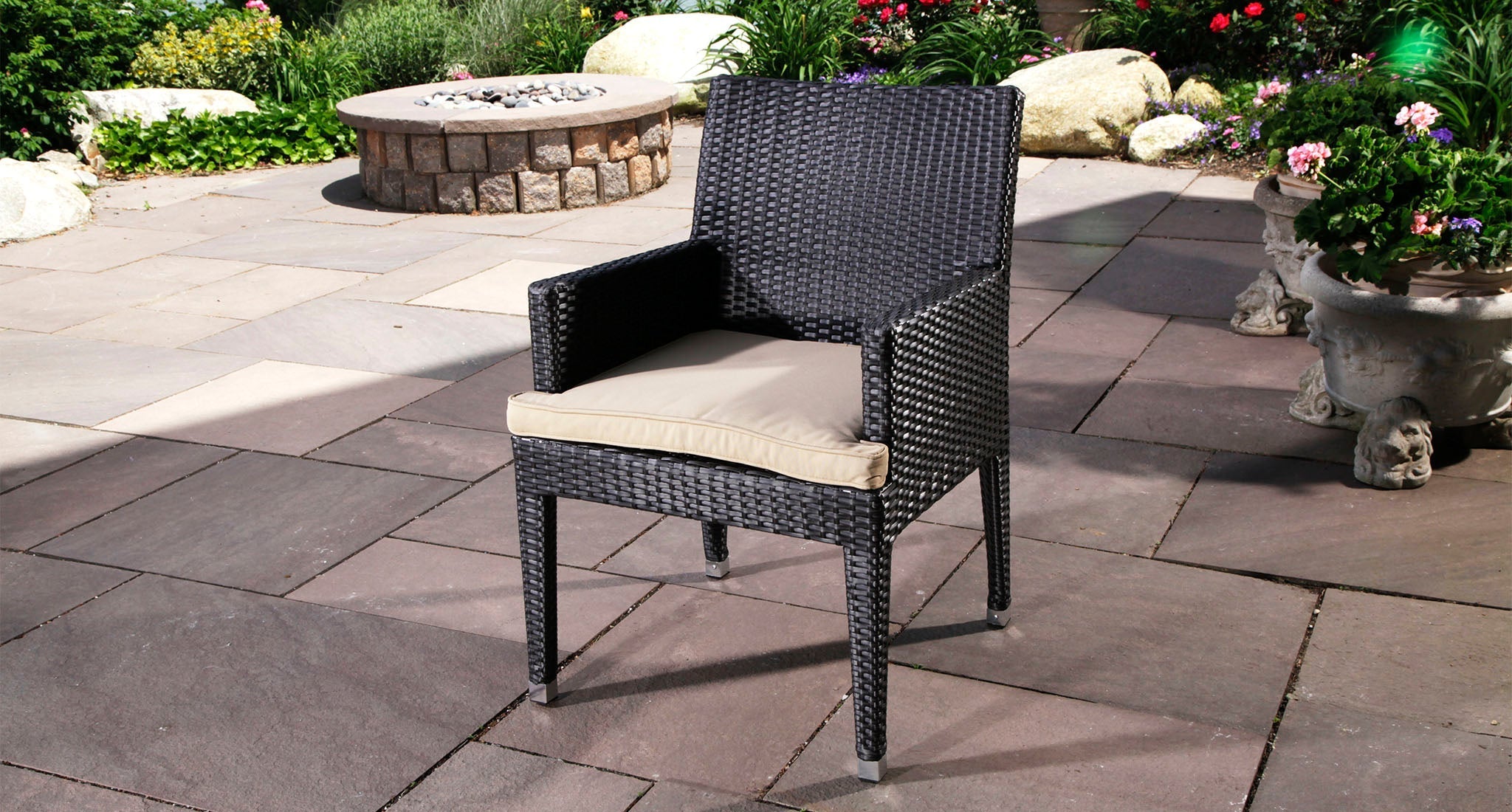 Salina Outdoor Dining Set for 6