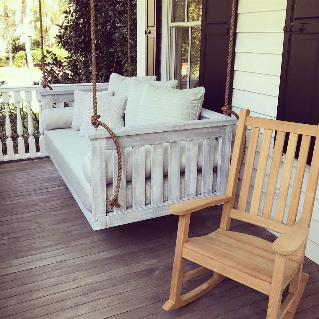 Windermere Swing Bed